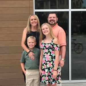 Meet your Posher, Jennifer